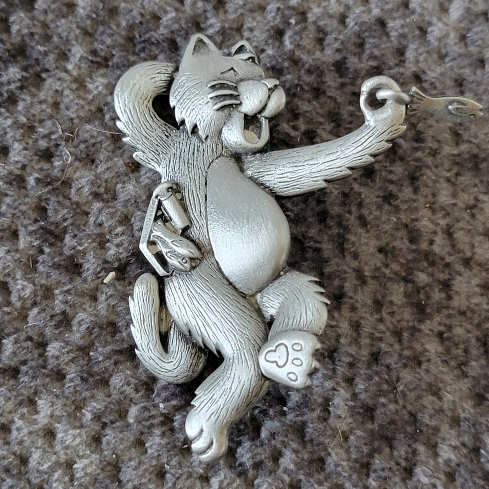 Silver Whimsical Cat Brooch